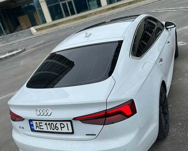 Білий Ауді A5, об'ємом двигуна 1.98 л та пробігом 118 тис. км за 27100 $, фото 4 на Automoto.ua