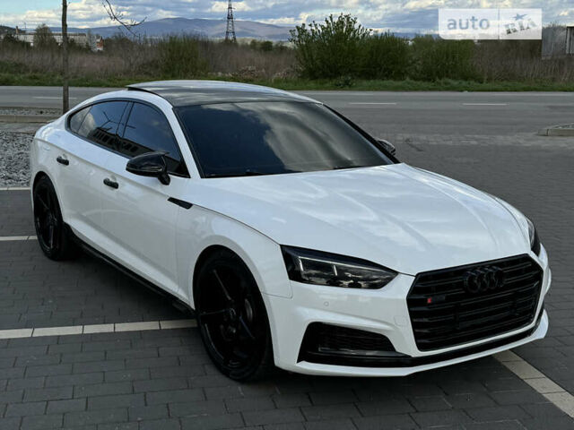 Білий Ауді A5, об'ємом двигуна 2 л та пробігом 95 тис. км за 25750 $, фото 11 на Automoto.ua