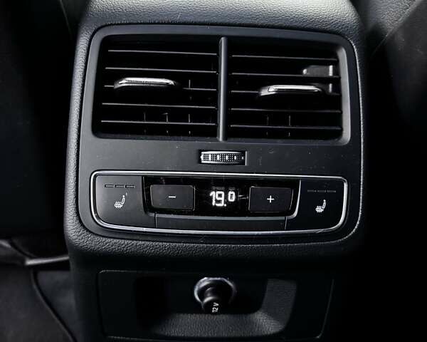 Білий Ауді A5, об'ємом двигуна 1.98 л та пробігом 132 тис. км за 26000 $, фото 29 на Automoto.ua