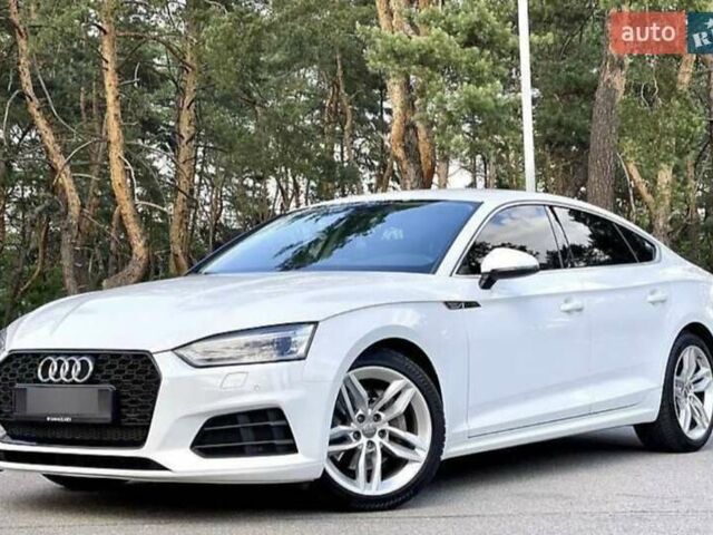 Белый Ауди А5, объемом двигателя 1.97 л и пробегом 185 тыс. км за 25000 $, фото 36 на Automoto.ua
