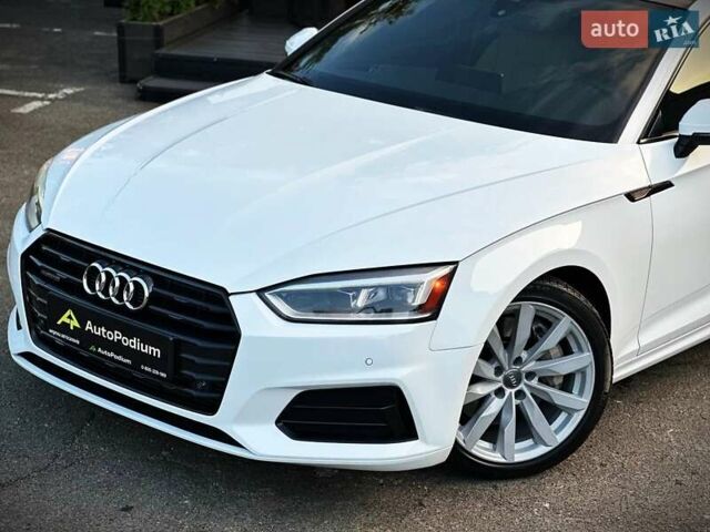 Белый Ауди А5, объемом двигателя 1.98 л и пробегом 80 тыс. км за 18500 $, фото 11 на Automoto.ua