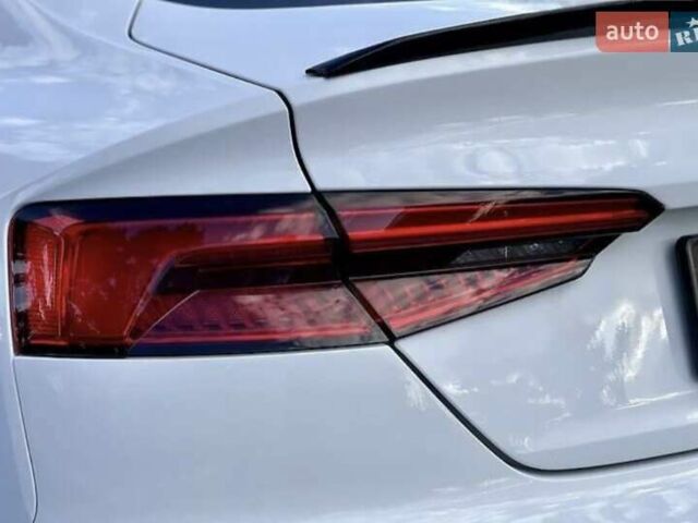 Белый Ауди А5, объемом двигателя 1.97 л и пробегом 185 тыс. км за 21500 $, фото 24 на Automoto.ua