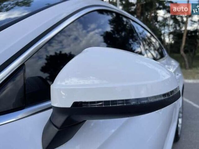 Белый Ауди А5, объемом двигателя 1.97 л и пробегом 185 тыс. км за 21500 $, фото 27 на Automoto.ua