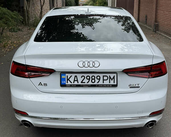 Белый Ауди А5, объемом двигателя 1.98 л и пробегом 130 тыс. км за 27000 $, фото 23 на Automoto.ua