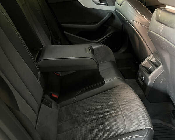 Белый Ауди А5, объемом двигателя 1.98 л и пробегом 147 тыс. км за 25750 $, фото 13 на Automoto.ua