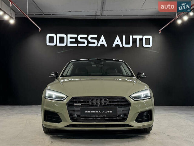 Белый Ауди А5, объемом двигателя 1.98 л и пробегом 125 тыс. км за 21500 $, фото 1 на Automoto.ua