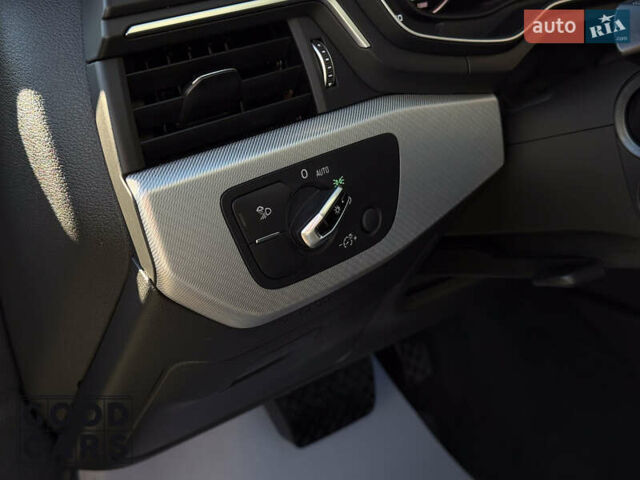 Белый Ауди А5, объемом двигателя 1.98 л и пробегом 125 тыс. км за 23000 $, фото 22 на Automoto.ua