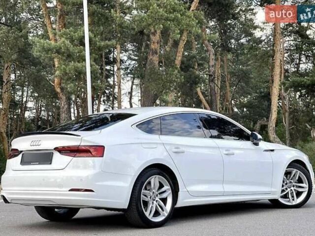 Белый Ауди А5, объемом двигателя 1.97 л и пробегом 185 тыс. км за 25000 $, фото 12 на Automoto.ua