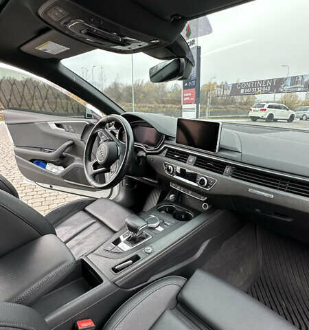 Білий Ауді A5, об'ємом двигуна 1.98 л та пробігом 109 тис. км за 27900 $, фото 17 на Automoto.ua