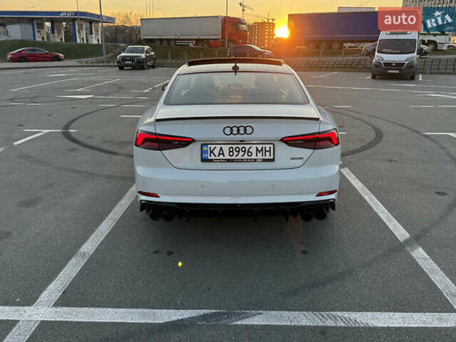 Белый Ауди А5, объемом двигателя 1.98 л и пробегом 58 тыс. км за 24999 $, фото 12 на Automoto.ua