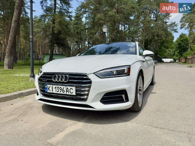Белый Ауди А5, объемом двигателя 1.98 л и пробегом 48 тыс. км за 28000 $, фото 2 на Automoto.ua
