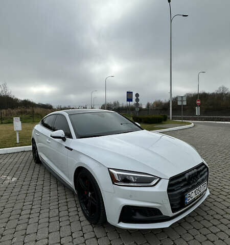 Білий Ауді A5, об'ємом двигуна 1.98 л та пробігом 109 тис. км за 27900 $, фото 8 на Automoto.ua