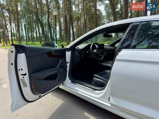 Белый Ауди А5, объемом двигателя 1.98 л и пробегом 48 тыс. км за 28000 $, фото 7 на Automoto.ua