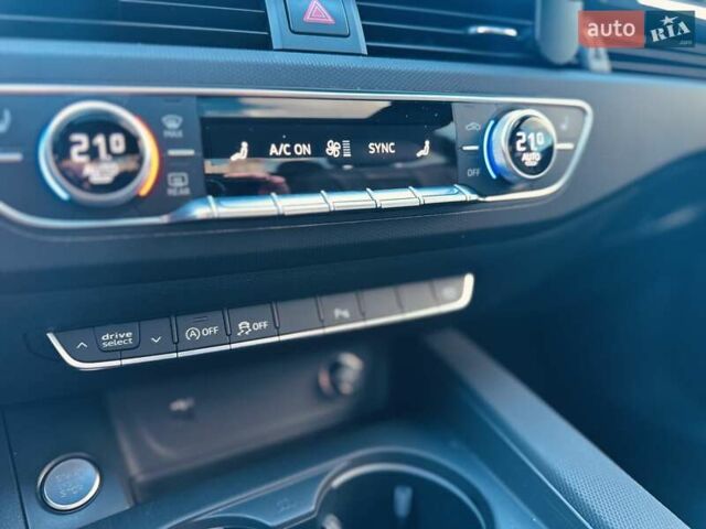 Білий Ауді A5, об'ємом двигуна 1.98 л та пробігом 89 тис. км за 23900 $, фото 19 на Automoto.ua