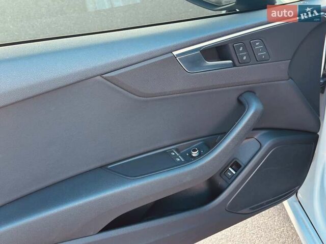 Білий Ауді A5, об'ємом двигуна 1.98 л та пробігом 89 тис. км за 23900 $, фото 14 на Automoto.ua