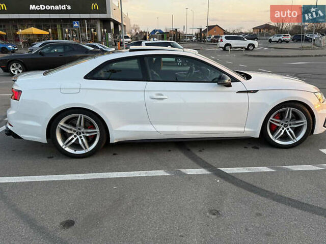 Белый Ауди А5, объемом двигателя 1.98 л и пробегом 58 тыс. км за 24999 $, фото 10 на Automoto.ua