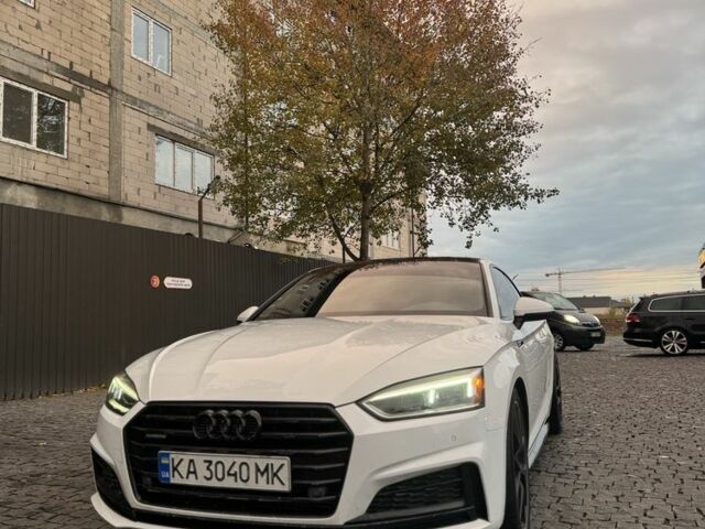 Белый Ауди А5, объемом двигателя 2 л и пробегом 120 тыс. км за 22000 $, фото 2 на Automoto.ua