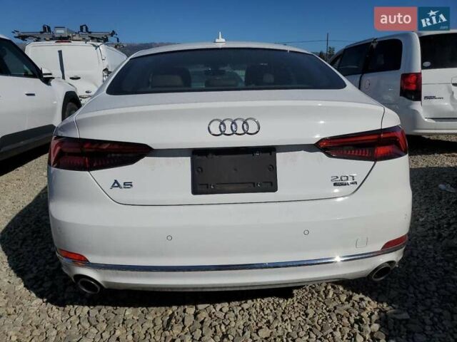 Белый Ауди А5, объемом двигателя 1.98 л и пробегом 95 тыс. км за 6300 $, фото 5 на Automoto.ua