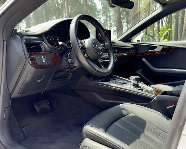Белый Ауди А5, объемом двигателя 1.98 л и пробегом 48 тыс. км за 28000 $, фото 13 на Automoto.ua