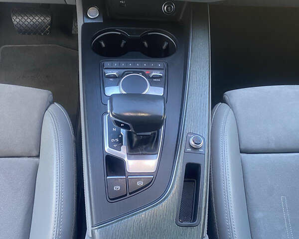 Белый Ауди А5, объемом двигателя 2 л и пробегом 180 тыс. км за 28700 $, фото 28 на Automoto.ua