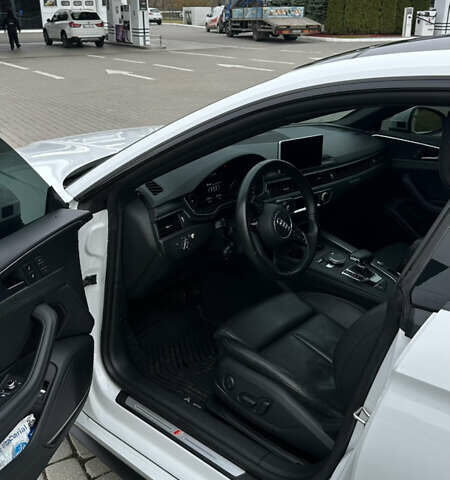 Білий Ауді A5, об'ємом двигуна 1.98 л та пробігом 109 тис. км за 27900 $, фото 9 на Automoto.ua