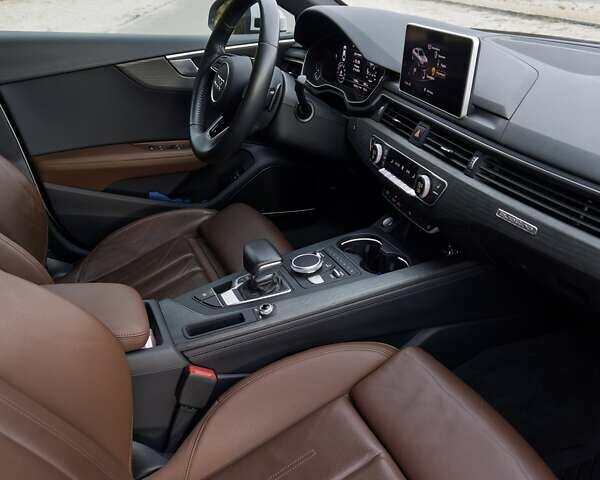 Білий Ауді A5, об'ємом двигуна 1.98 л та пробігом 53 тис. км за 27000 $, фото 20 на Automoto.ua