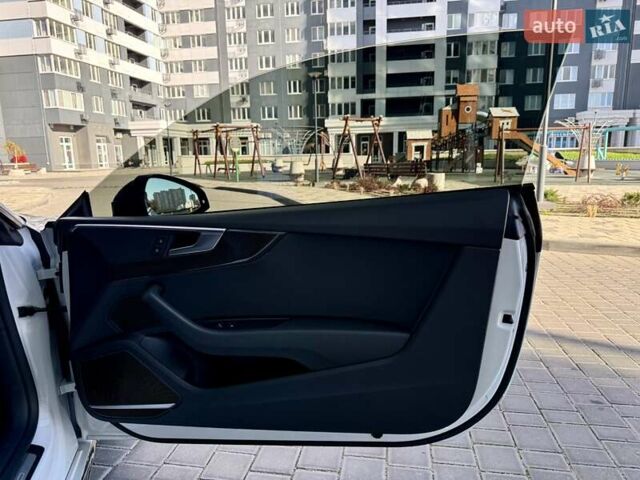 Белый Ауди А5, объемом двигателя 1.98 л и пробегом 81 тыс. км за 23800 $, фото 51 на Automoto.ua