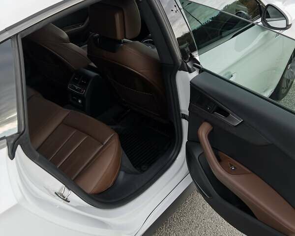 Білий Ауді A5, об'ємом двигуна 1.98 л та пробігом 53 тис. км за 27000 $, фото 25 на Automoto.ua