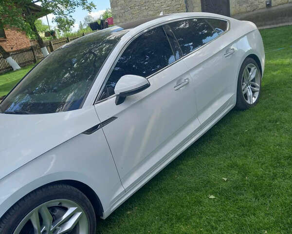 Білий Ауді A5, об'ємом двигуна 1.98 л та пробігом 129 тис. км за 26999 $, фото 15 на Automoto.ua