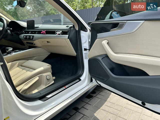 Белый Ауди А5, объемом двигателя 1.97 л и пробегом 224 тыс. км за 26400 $, фото 5 на Automoto.ua