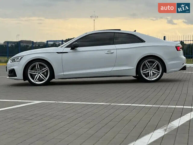 Білий Ауді A5, об'ємом двигуна 1.98 л та пробігом 135 тис. км за 21500 $, фото 1 на Automoto.ua