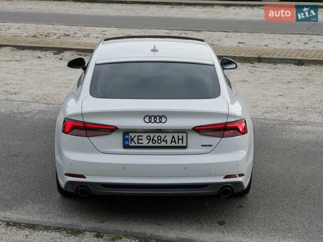 Білий Ауді A5, об'ємом двигуна 1.98 л та пробігом 53 тис. км за 27000 $, фото 10 на Automoto.ua