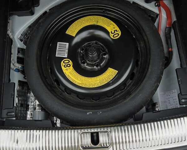 Білий Ауді A5, об'ємом двигуна 1.98 л та пробігом 53 тис. км за 27000 $, фото 31 на Automoto.ua