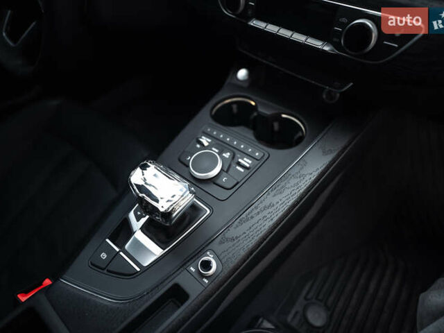 Белый Ауди А5, объемом двигателя 1.98 л и пробегом 114 тыс. км за 27000 $, фото 35 на Automoto.ua