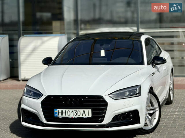 Білий Ауді A5, об'ємом двигуна 2 л та пробігом 60 тис. км за 27500 $, фото 5 на Automoto.ua