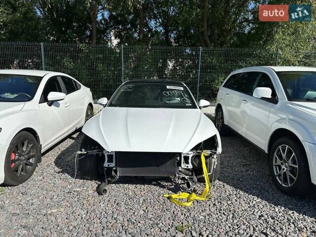 Белый Ауди А5, объемом двигателя 2 л и пробегом 124 тыс. км за 19300 $, фото 1 на Automoto.ua