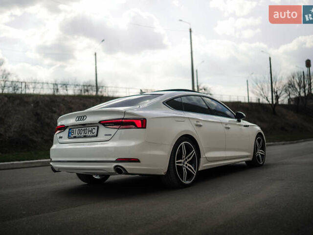 Белый Ауди А5, объемом двигателя 1.98 л и пробегом 114 тыс. км за 27000 $, фото 7 на Automoto.ua