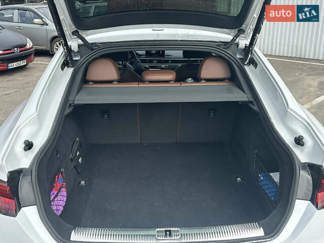 Білий Ауді A5, об'ємом двигуна 1.98 л та пробігом 52 тис. км за 27500 $, фото 4 на Automoto.ua