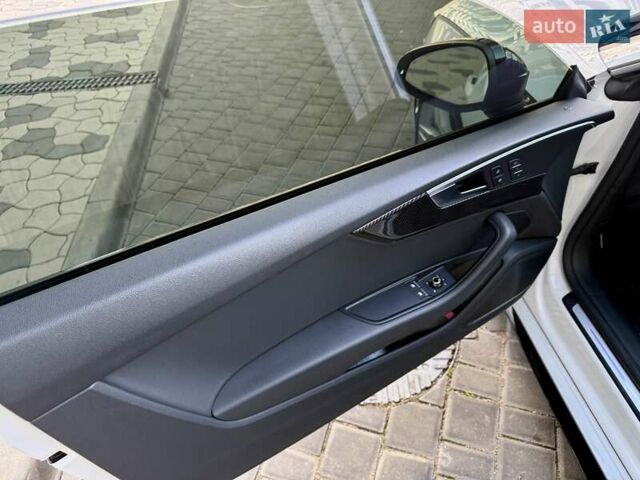 Белый Ауди А5, объемом двигателя 1.98 л и пробегом 135 тыс. км за 23800 $, фото 71 на Automoto.ua