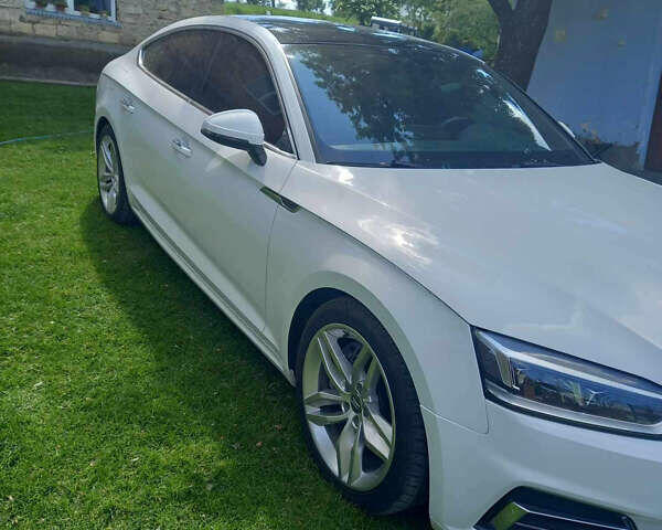 Білий Ауді A5, об'ємом двигуна 1.98 л та пробігом 129 тис. км за 26999 $, фото 16 на Automoto.ua