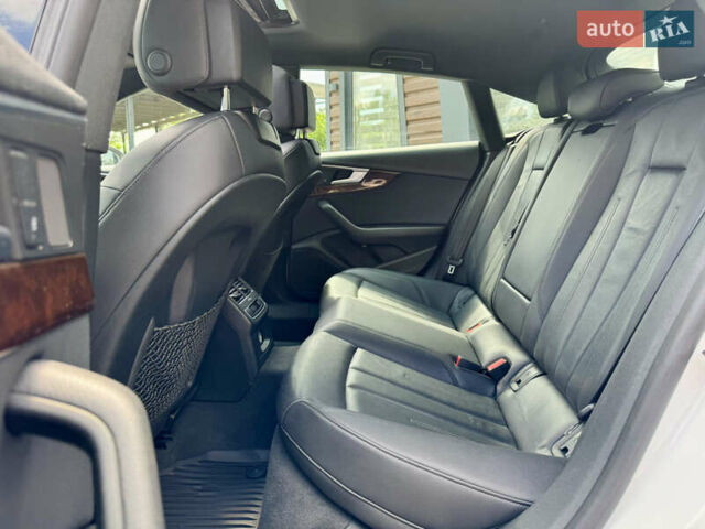 Белый Ауди А5, объемом двигателя 1.98 л и пробегом 172 тыс. км за 24699 $, фото 24 на Automoto.ua
