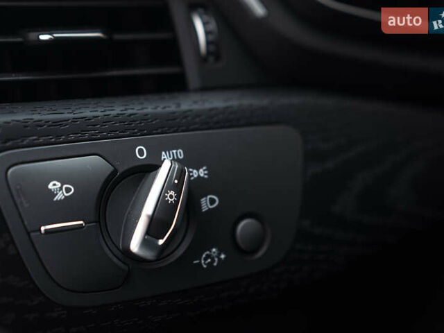 Белый Ауди А5, объемом двигателя 1.98 л и пробегом 114 тыс. км за 27000 $, фото 29 на Automoto.ua