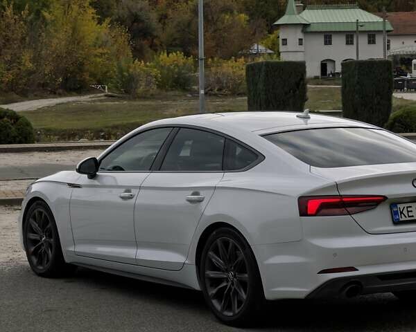 Білий Ауді A5, об'ємом двигуна 1.98 л та пробігом 53 тис. км за 27000 $, фото 12 на Automoto.ua
