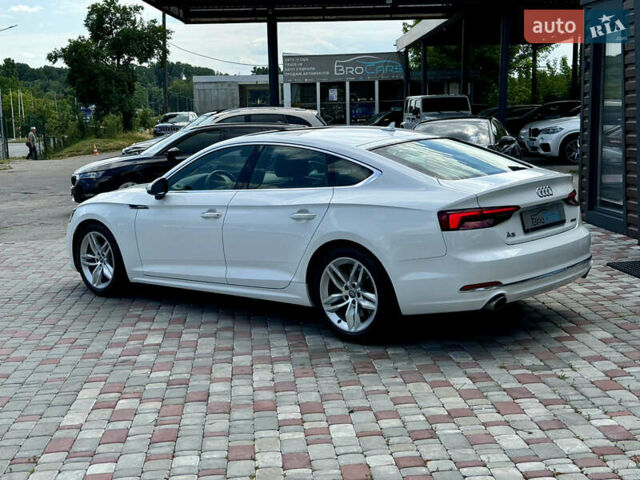 Белый Ауди А5, объемом двигателя 1.98 л и пробегом 172 тыс. км за 24699 $, фото 7 на Automoto.ua