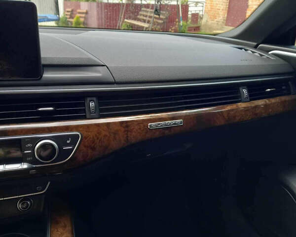 Білий Ауді A5, об'ємом двигуна 1.98 л та пробігом 129 тис. км за 26999 $, фото 4 на Automoto.ua