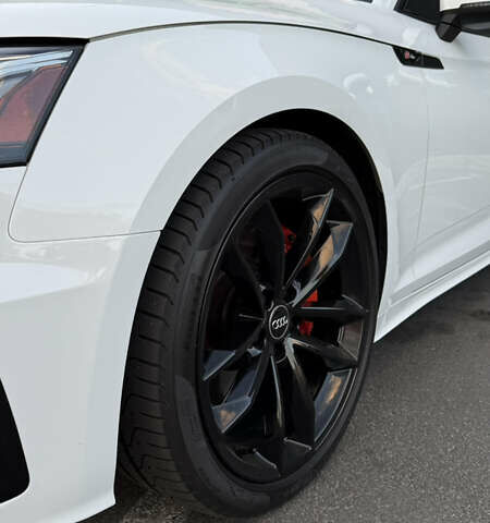 Белый Ауди А5, объемом двигателя 1.98 л и пробегом 70 тыс. км за 30000 $, фото 16 на Automoto.ua