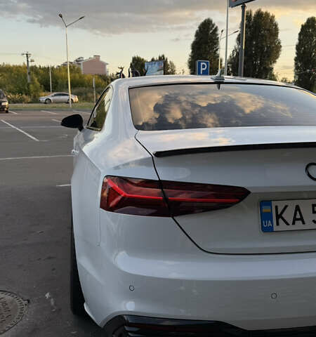Белый Ауди А5, объемом двигателя 1.98 л и пробегом 70 тыс. км за 30000 $, фото 11 на Automoto.ua