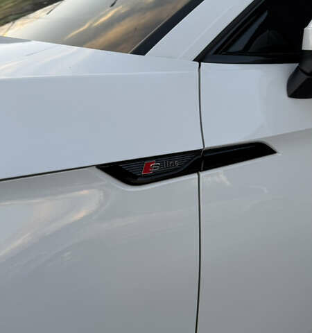 Белый Ауди А5, объемом двигателя 1.98 л и пробегом 70 тыс. км за 30000 $, фото 15 на Automoto.ua