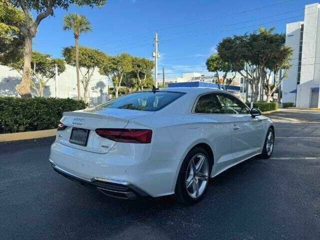 Белый Ауди А5, объемом двигателя 2 л и пробегом 37 тыс. км за 12800 $, фото 2 на Automoto.ua