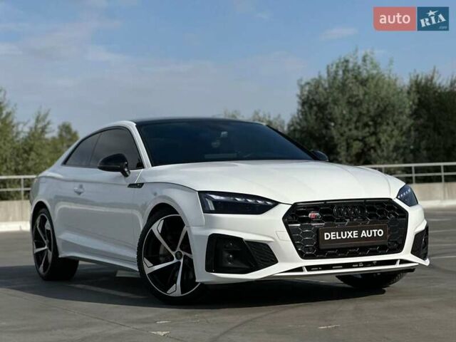 Белый Ауди А5, объемом двигателя 1.98 л и пробегом 15 тыс. км за 34900 $, фото 2 на Automoto.ua